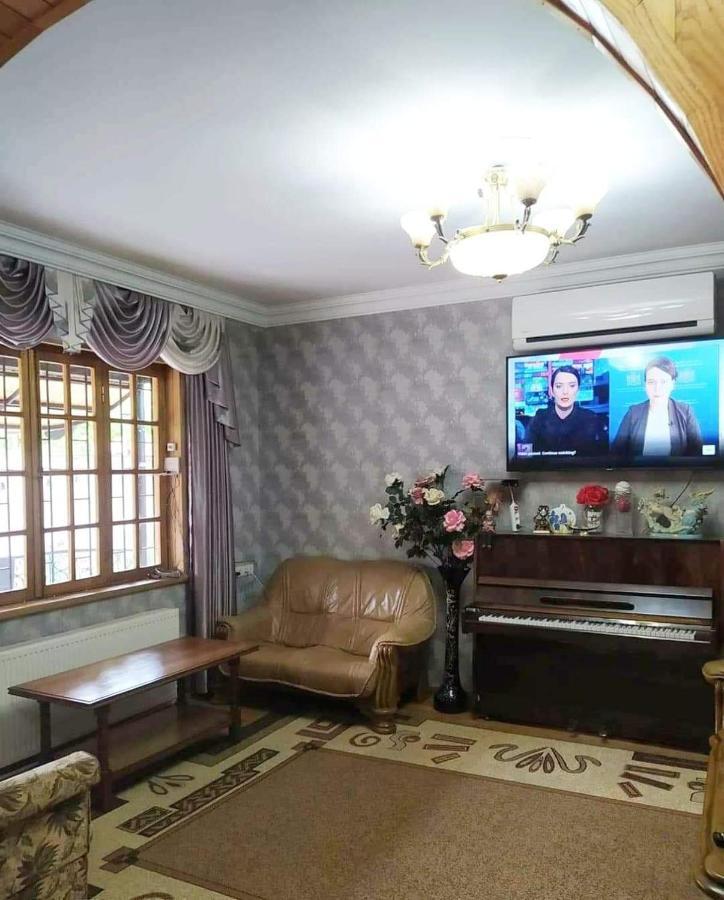 Villa In Tbilisi Exterior photo